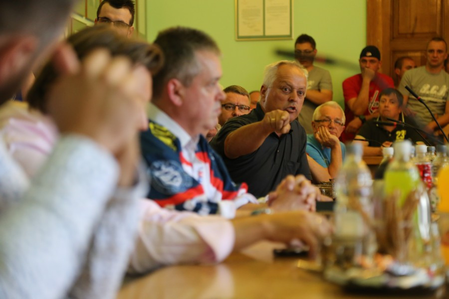 Nie ma pieniędzy na seniorski hokej [AKTUALIZACJA]