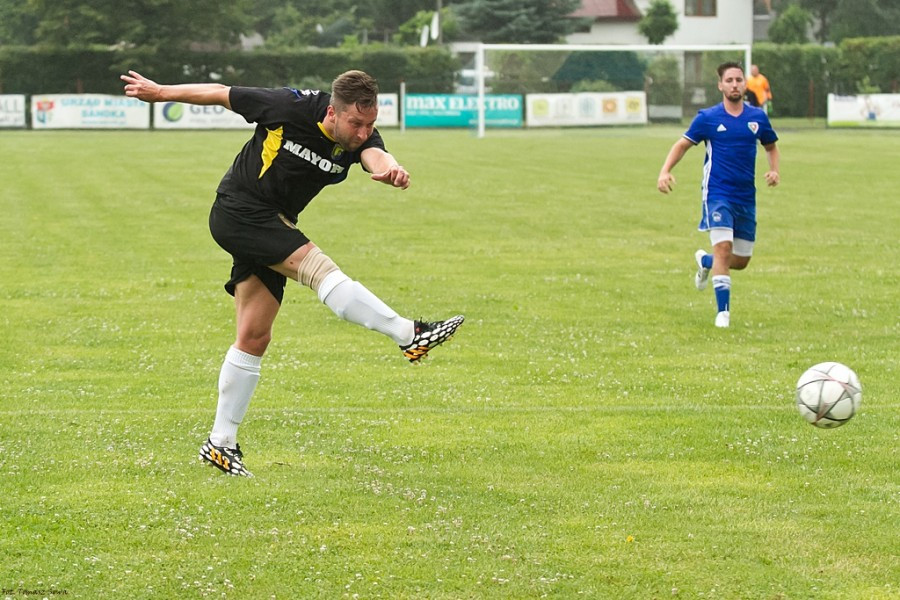 Wielkie, piłkarskie święto w Sanoku [OBSZERNA FOTORELACJA]