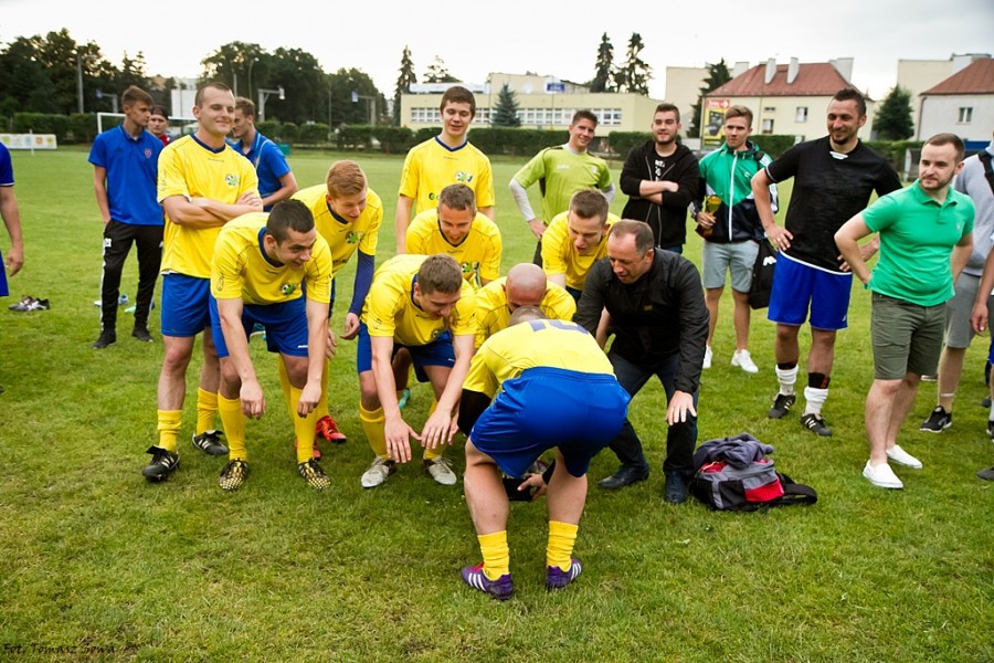 Wielkie, piłkarskie święto w Sanoku [OBSZERNA FOTORELACJA]