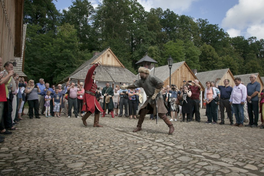 Polonusi zachwyceni Sanokiem [FOTORELACJA]