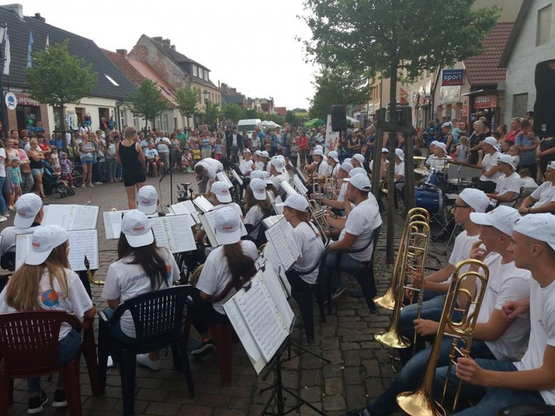 Orkiestra ?AVANTI? podbiła Pomorze, a w niedzielę pokaże ich TVN