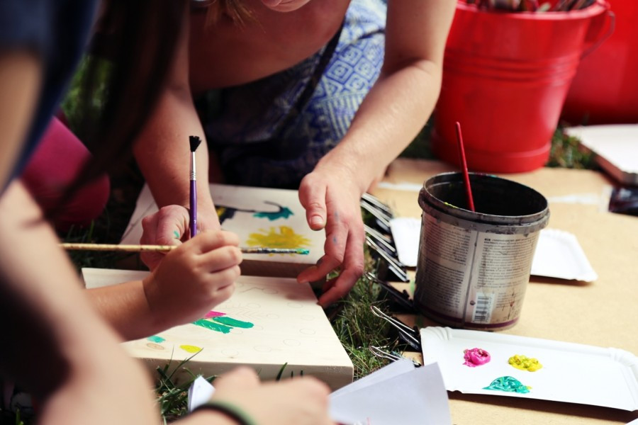 Piła motorowa plus drewno równa się rzeźba. Efektowny popis Piotra Worońca [ZDJĘCIA, WIDEO]