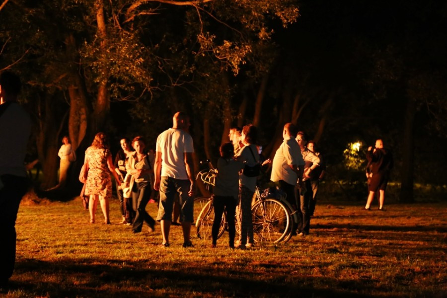 Spotkanie wielkiej karpackiej rodziny przy watrze