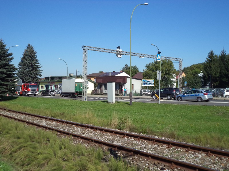 Ciężarówka wjechała w osobówkę