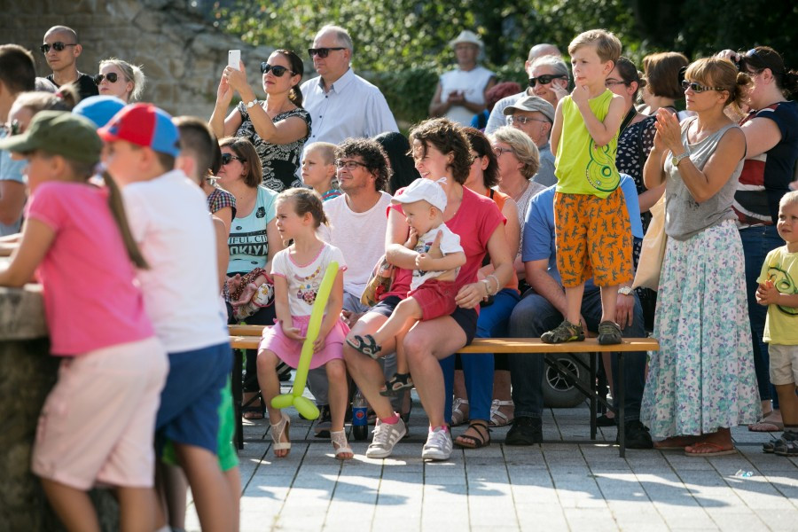 Tak wyglądał Chrzest Polski w wykonaniu sanockiej grupy rekonstrukcyjnej SCUTUM. Zobacz zdjęcia [FOTORELACJA]