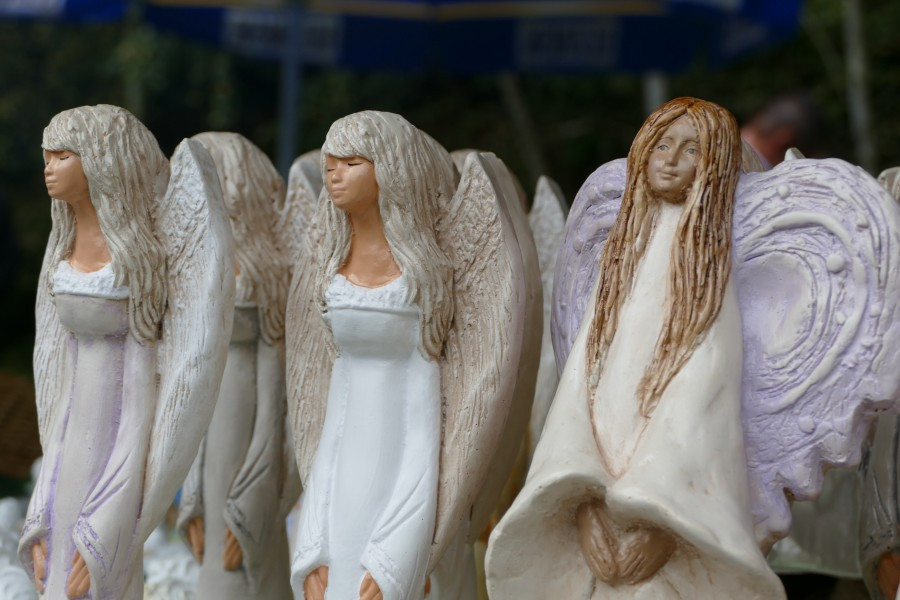 - Nie oceniamy, pomagamy. Albertynom stuknęło ćwierć wieku