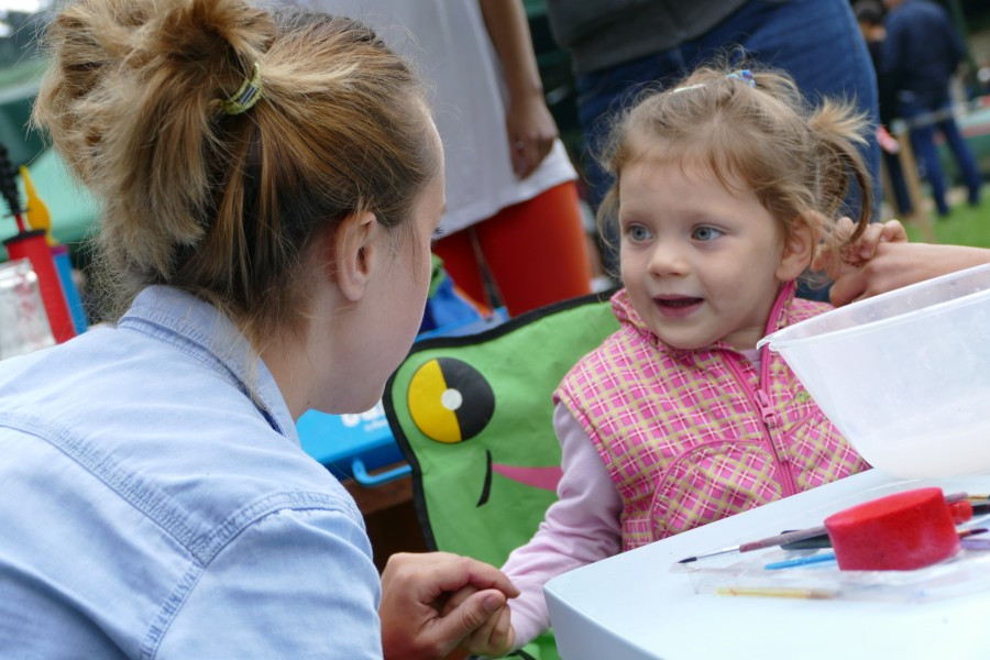 - Nie oceniamy, pomagamy. Albertynom stuknęło ćwierć wieku