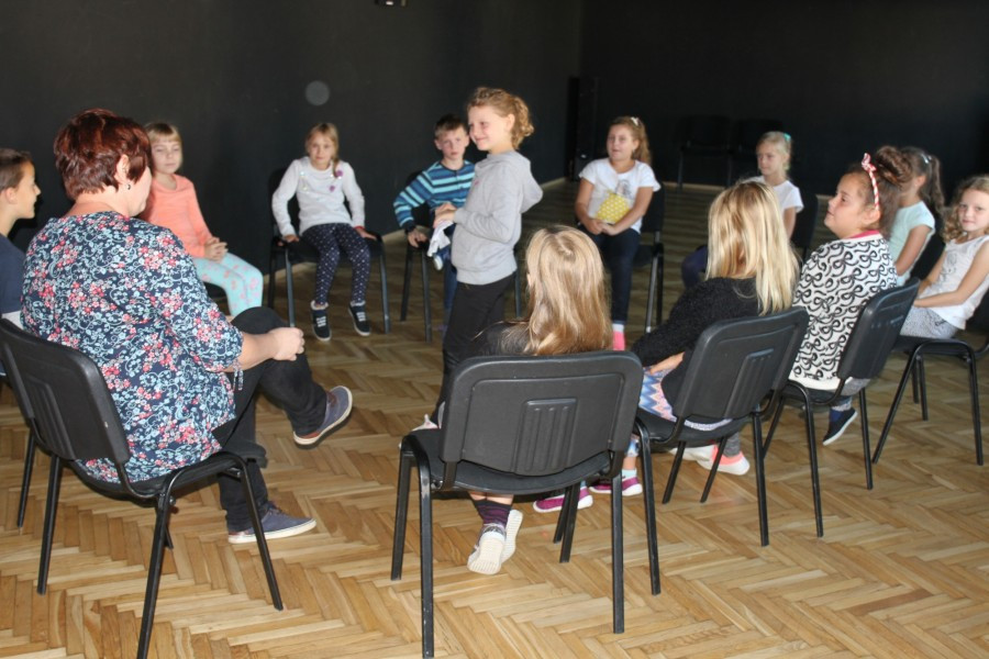 Mali uczestnicy obozu humanistyczno-artystycznego