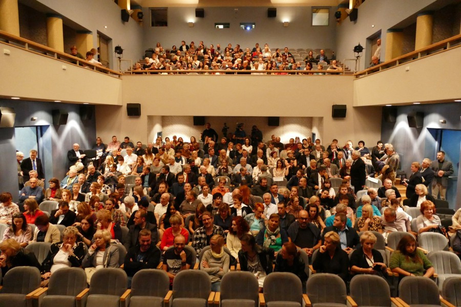 Skrajne reakcje po projekcji 