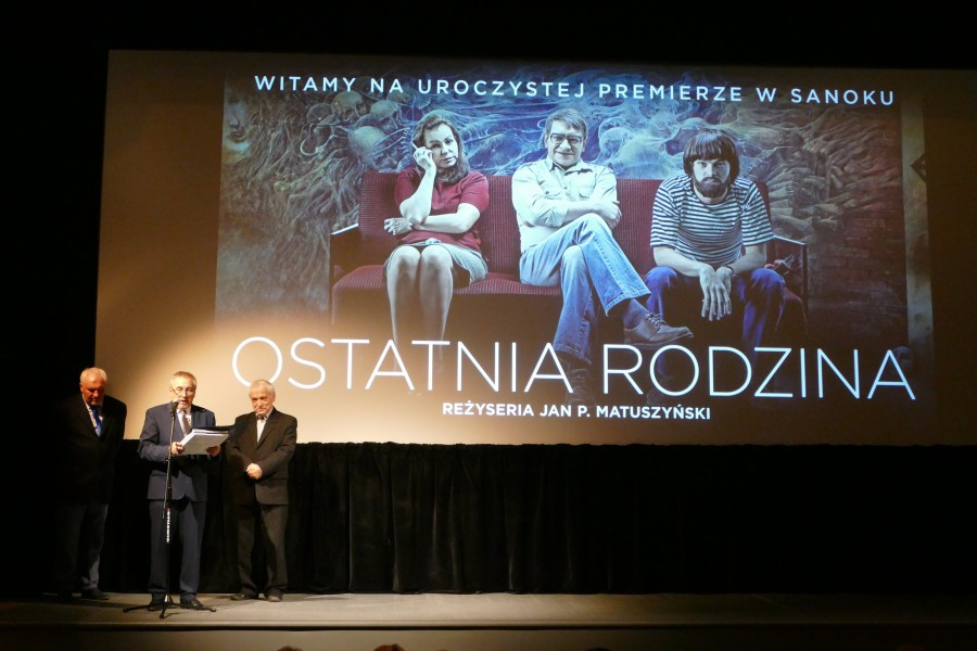 Skrajne reakcje po projekcji 