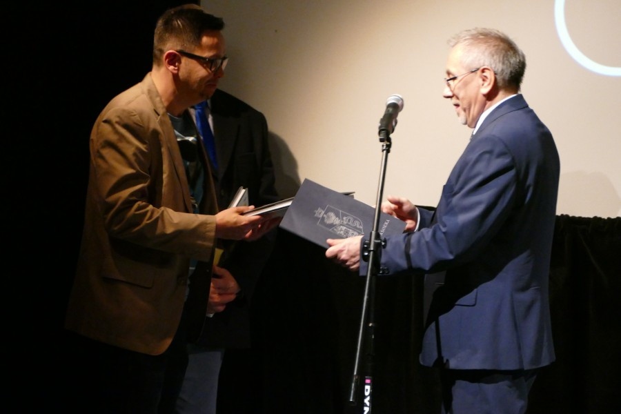 Skrajne reakcje po projekcji 