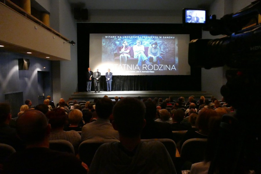 Skrajne reakcje po projekcji 