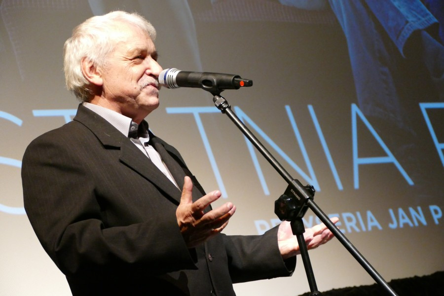 Skrajne reakcje po projekcji 