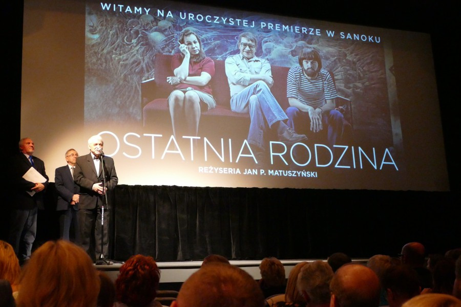 Skrajne reakcje po projekcji 