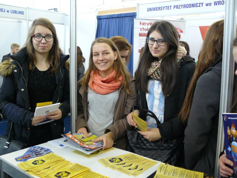 Największe sanockie firmy na Targach Edukacji i Pracy w PWSZ