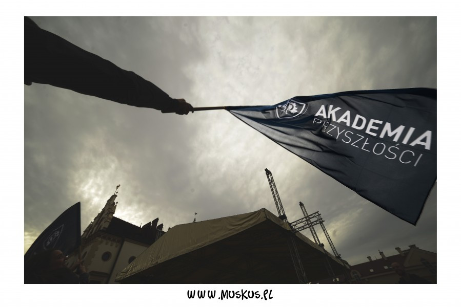 Podkarpacie gotowe do pomagania! Ruszyła SZLACHETNA PACZKA [ZDJĘCIA, WIDEO]