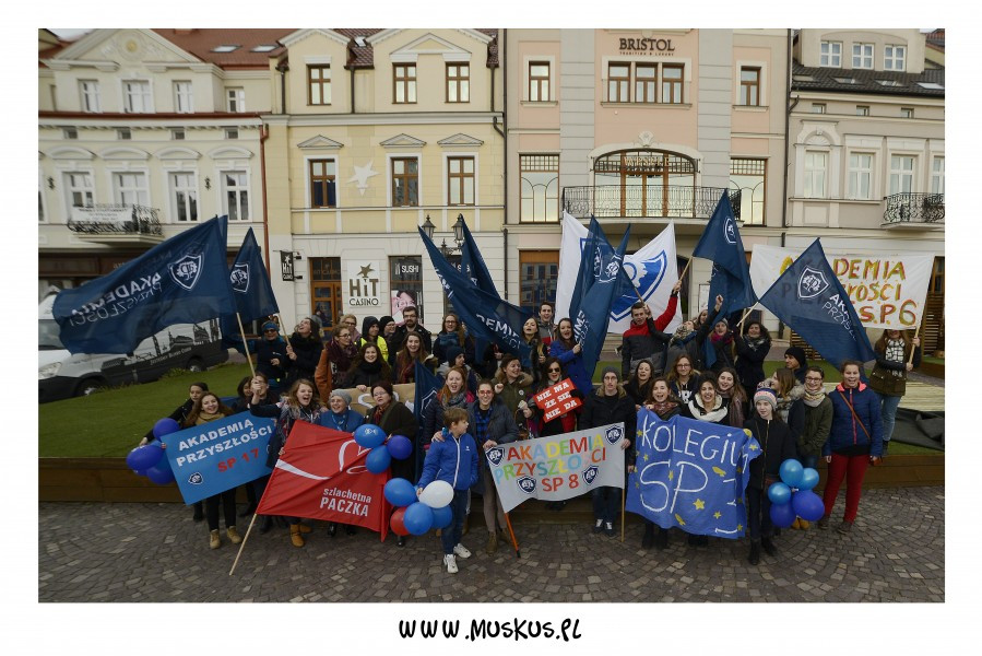 Podkarpacie gotowe do pomagania! Ruszyła SZLACHETNA PACZKA [ZDJĘCIA, WIDEO]