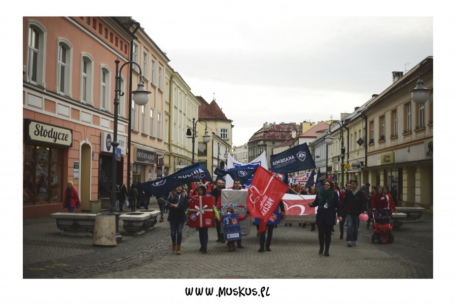 Podkarpacie gotowe do pomagania! Ruszyła SZLACHETNA PACZKA [ZDJĘCIA, WIDEO]