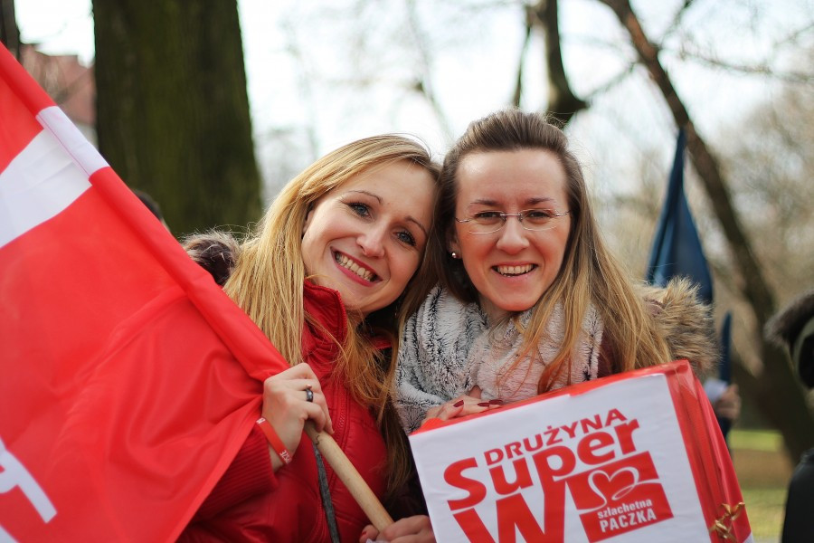 Podkarpacie gotowe do pomagania! Ruszyła SZLACHETNA PACZKA [ZDJĘCIA, WIDEO]