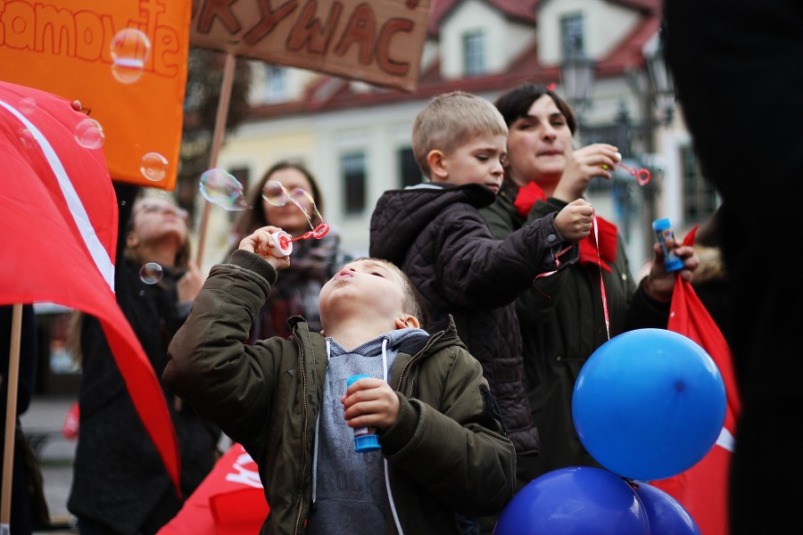 Podkarpacie gotowe do pomagania! Ruszyła SZLACHETNA PACZKA [ZDJĘCIA, WIDEO]