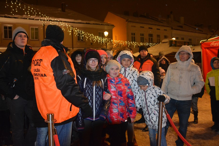 Tłumy sanoczan do świątecznej ciężarówki Coca-Coli [ZDJĘCIA, WIDEO]