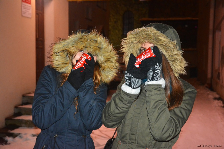 Tłumy sanoczan do świątecznej ciężarówki Coca-Coli [ZDJĘCIA, WIDEO]