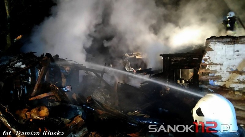 Spłonął budynek gospodarczy. W środku były zwierzęta [ZDJĘCIA]