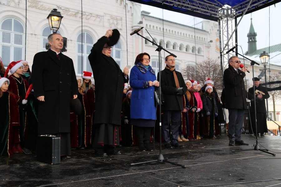 Tak wyglądała miejska Wigilia na rynku [ZDJĘCIA]