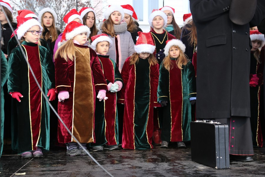 Tak wyglądała miejska Wigilia na rynku [ZDJĘCIA]