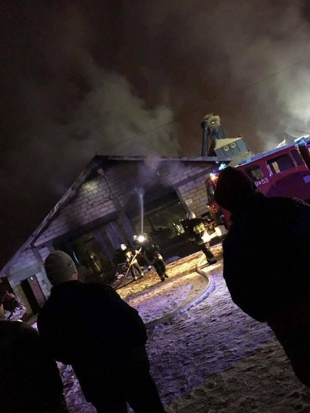 Spłonęły trzy hale produkcyjne. Straty są ogromne [ZDJĘCIA, AKTUALIZACJA]