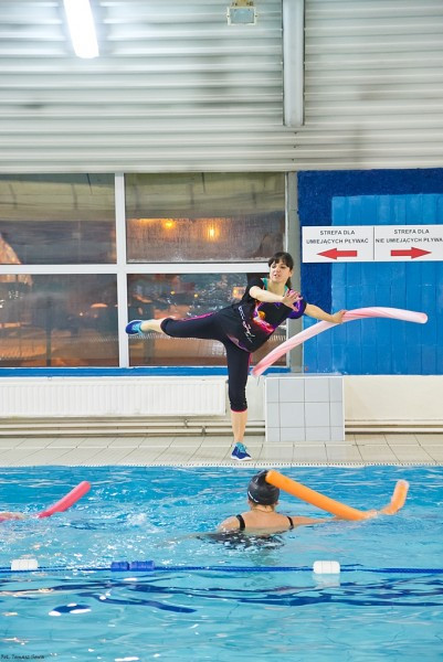 WOŚP 2017. Inauguracja na basenie - Orkiestra w Sanoku już gra! [ZDJĘCIA]