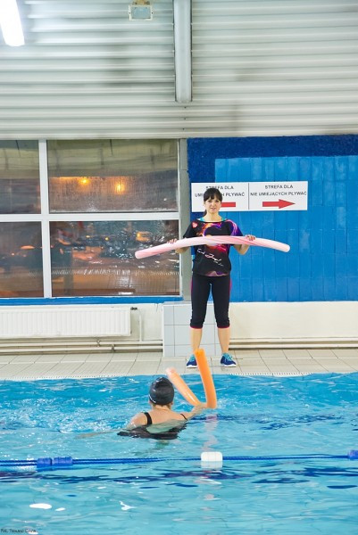 WOŚP 2017. Inauguracja na basenie - Orkiestra w Sanoku już gra! [ZDJĘCIA]