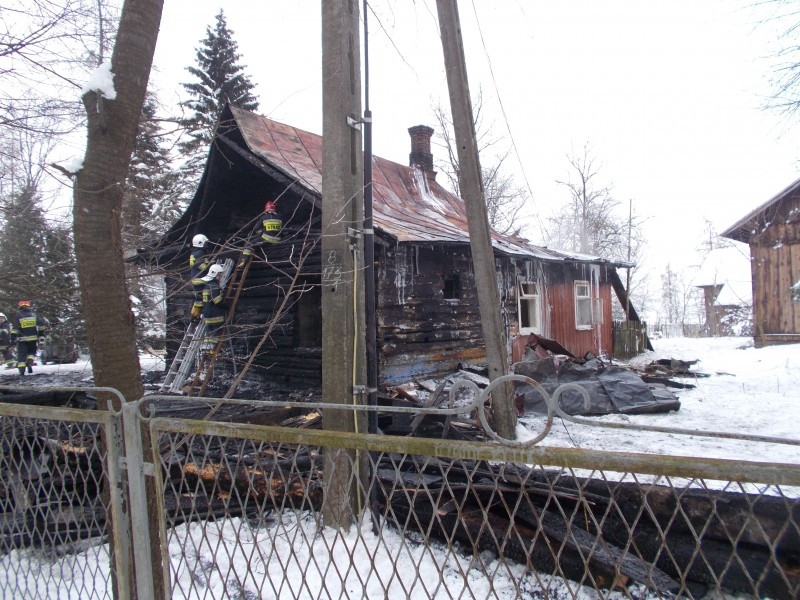 Starsze małżeństwo straciło dorobek życia w pożarze. Pilnie potrzebna pomoc