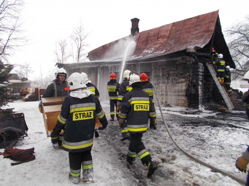 Starsze małżeństwo straciło dorobek życia w pożarze. Pilnie potrzebna pomoc
