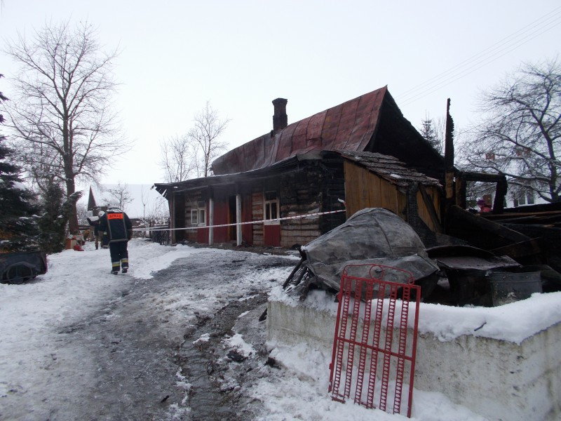Starsze małżeństwo straciło dorobek życia w pożarze. Pilnie potrzebna pomoc
