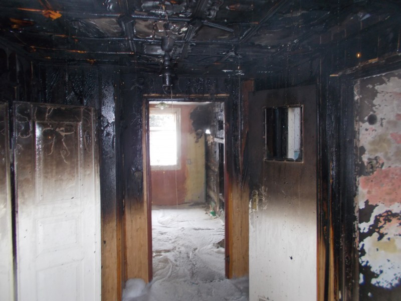 Starsze małżeństwo straciło dorobek życia w pożarze. Pilnie potrzebna pomoc