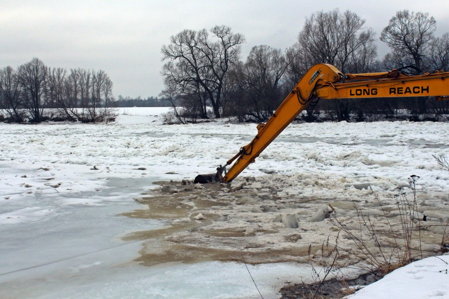 Zator na Osławie rośnie [ZOBACZ ZDJĘCIA]
