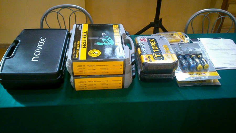 Zbudowały pojazd na wodę o smaku ogórkowo ? grejpfrutowym i wygrały