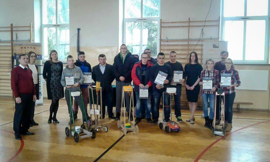 Zbudowały pojazd na wodę o smaku ogórkowo ? grejpfrutowym i wygrały