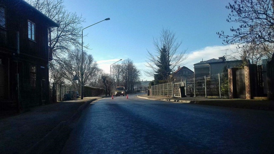 Uwaga kierowcy, zablokowana droga na Białogórskiej [ZDJĘCIA]