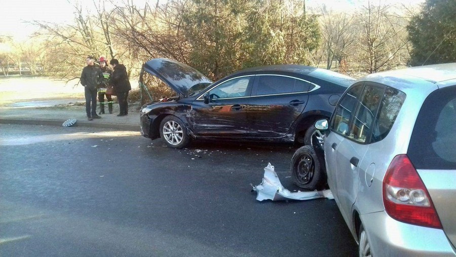 Uwaga kierowcy, zablokowana droga na Białogórskiej [ZDJĘCIA]