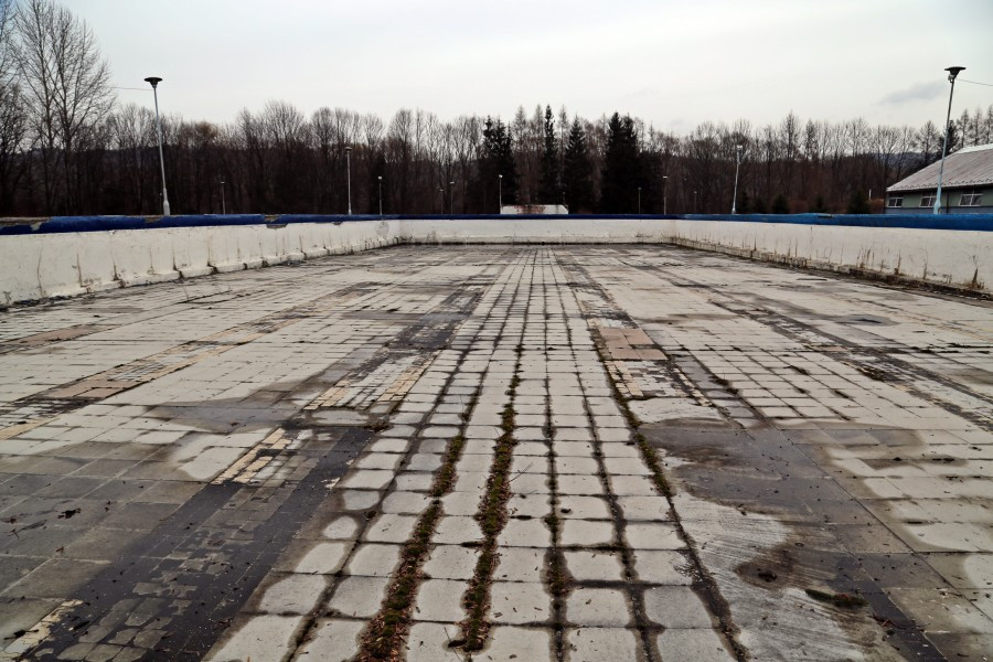 Wykonawca przejął plac budowy. Rusza budowa sanockich basenów [ZDJĘCIA]