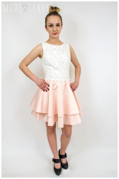 Wiosna za oknem, wiosna w szafie: Fotogaleria z pokazu nowej kolekcji w ModaSanok