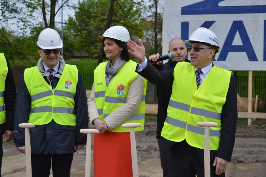 Ruszyła budowa sanockich basenów [ZDJĘCIA, WIDEO]