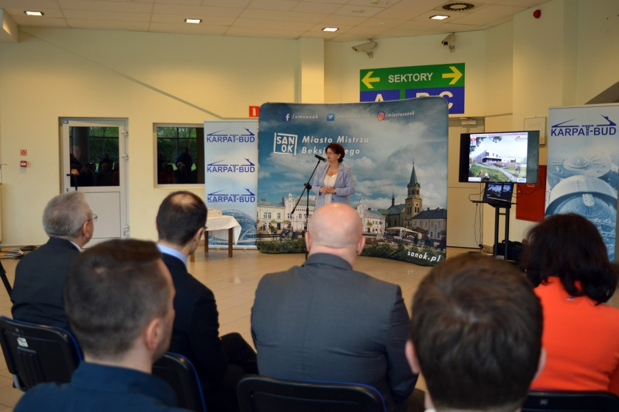 Ruszyła budowa sanockich basenów [ZDJĘCIA, WIDEO]