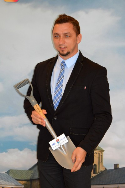 Ruszyła budowa sanockich basenów [ZDJĘCIA, WIDEO]