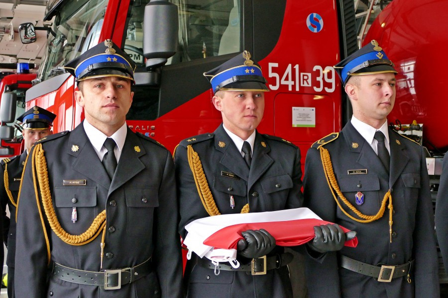 Nominacje, awanse i odznaczenia. Dzień strażaka w sanockiej komendzie [ZDJĘCIA]