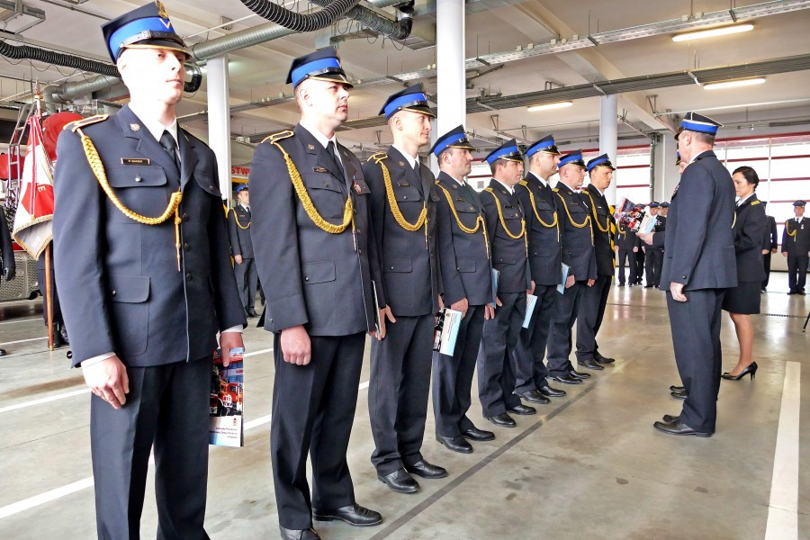 Nominacje, awanse i odznaczenia. Dzień strażaka w sanockiej komendzie [ZDJĘCIA]