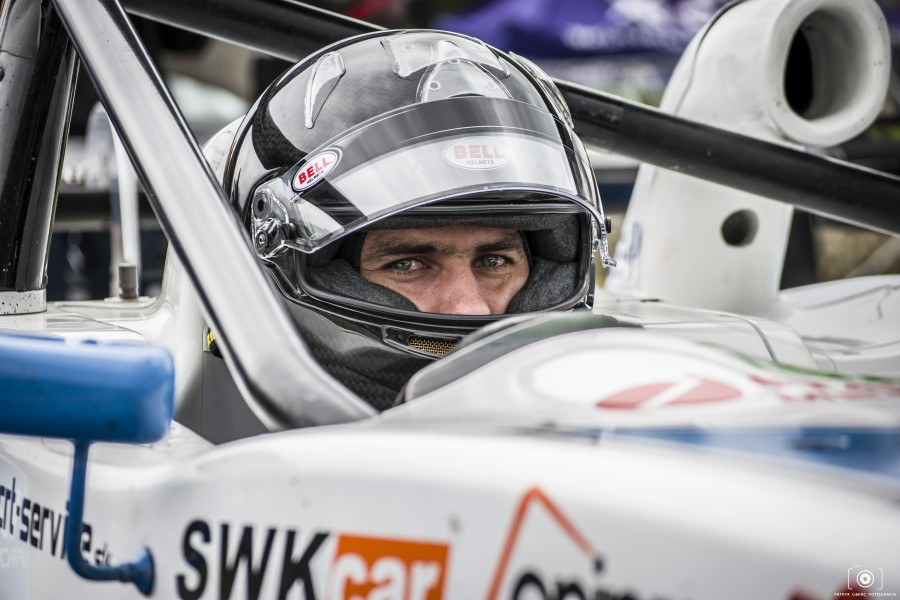 Wyścigowy weekend w Załużu [FOTORELACJA]