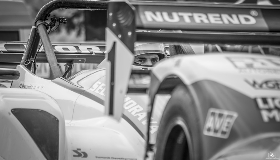 Wyścigowy weekend w Załużu [FOTORELACJA]